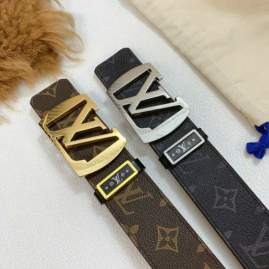 Picture of Louis Vuitton Belts _SKUfw124927716fw